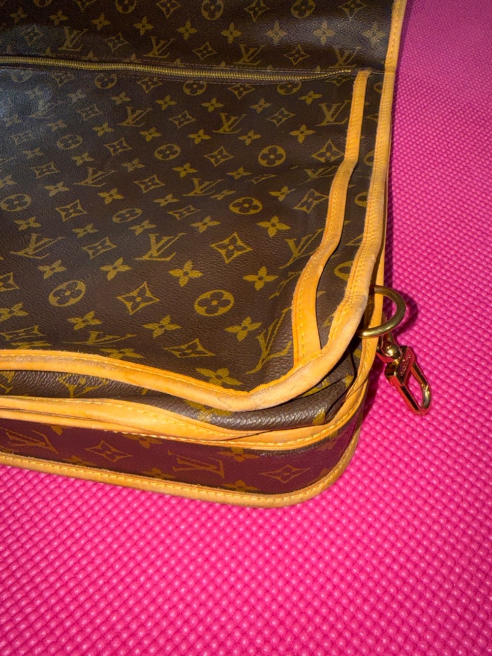 Louis Vuitton Brown Monogram Canvas Garment Bag with Tan Trim - Picture 9 of 15